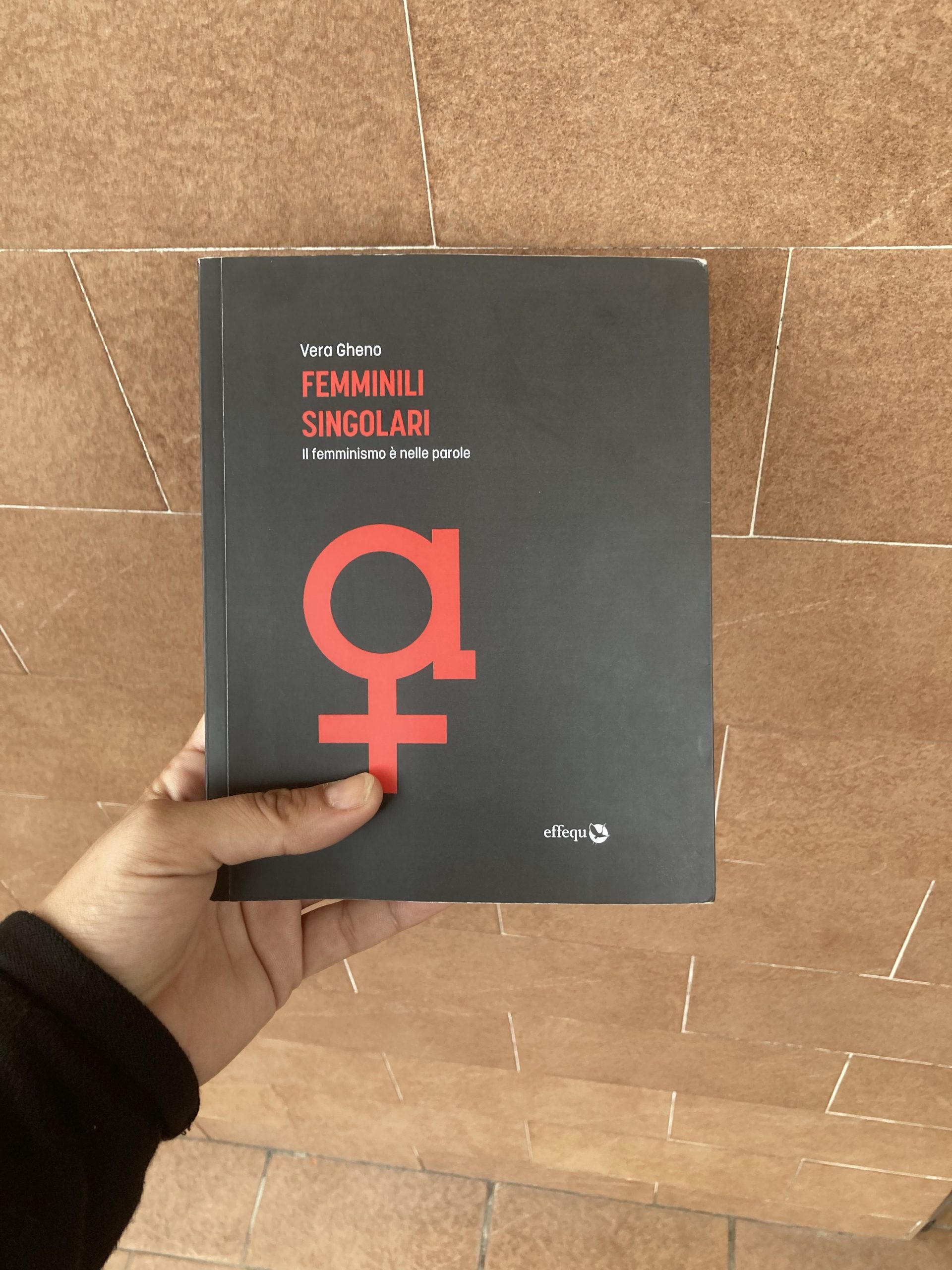 Recensione di Femminili Singolari di Vera Gheno